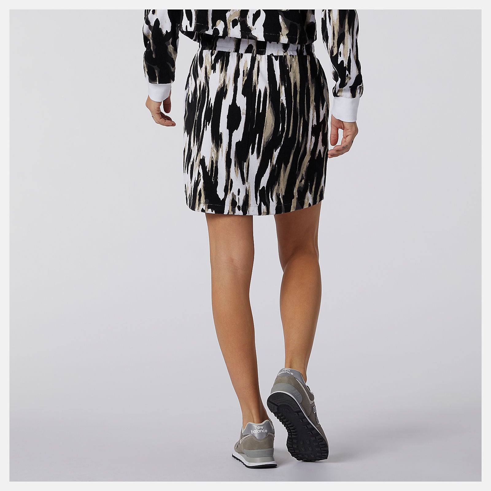White NB Athletics Collide Printed Terry Skirt / New Balance Women