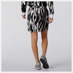 White NB Athletics Collide Printed Terry Skirt / New Balance Women