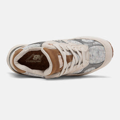 Raw Silk/Maple Made In US 992 / New Balance Women