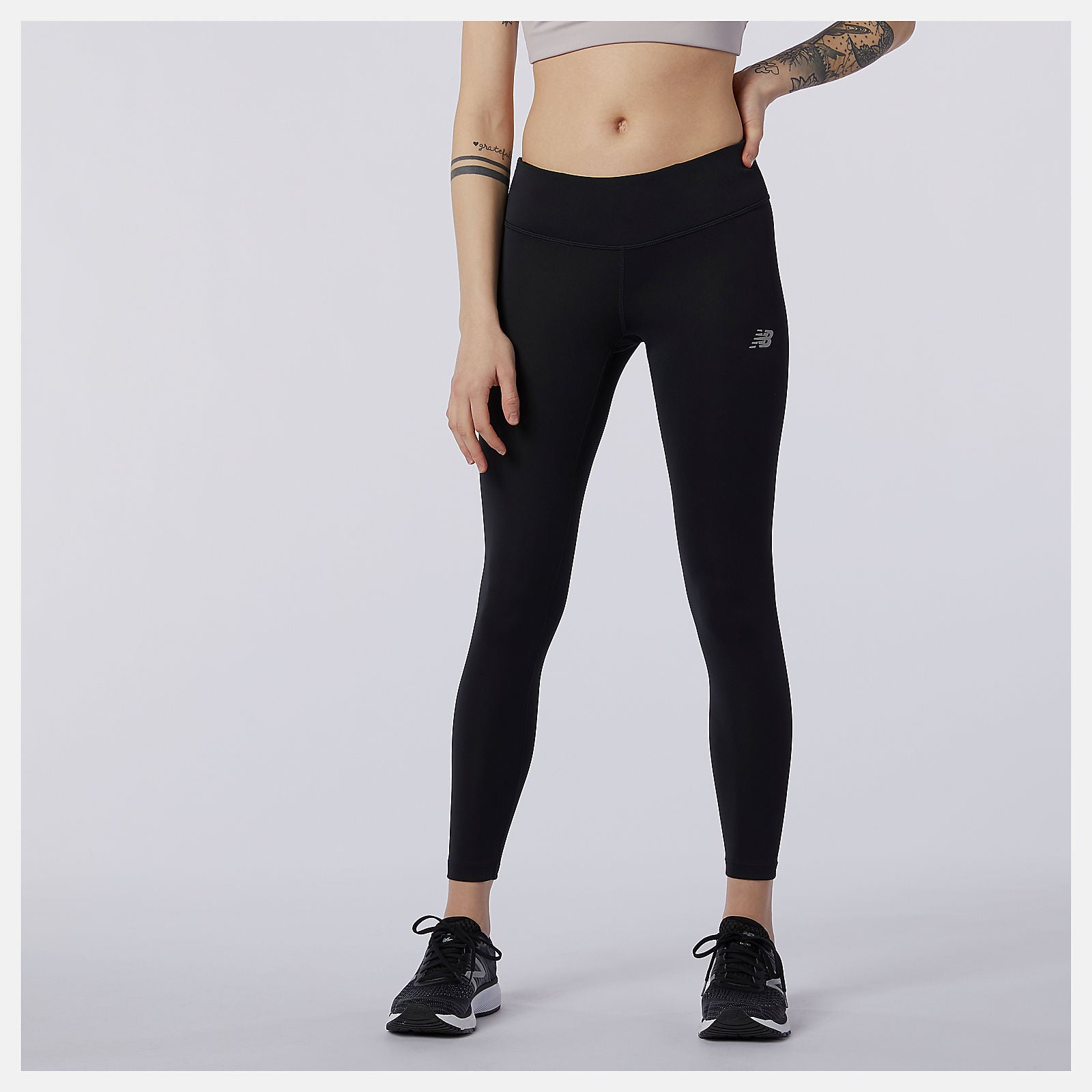 Black Accelerate Tight / New Balance Women