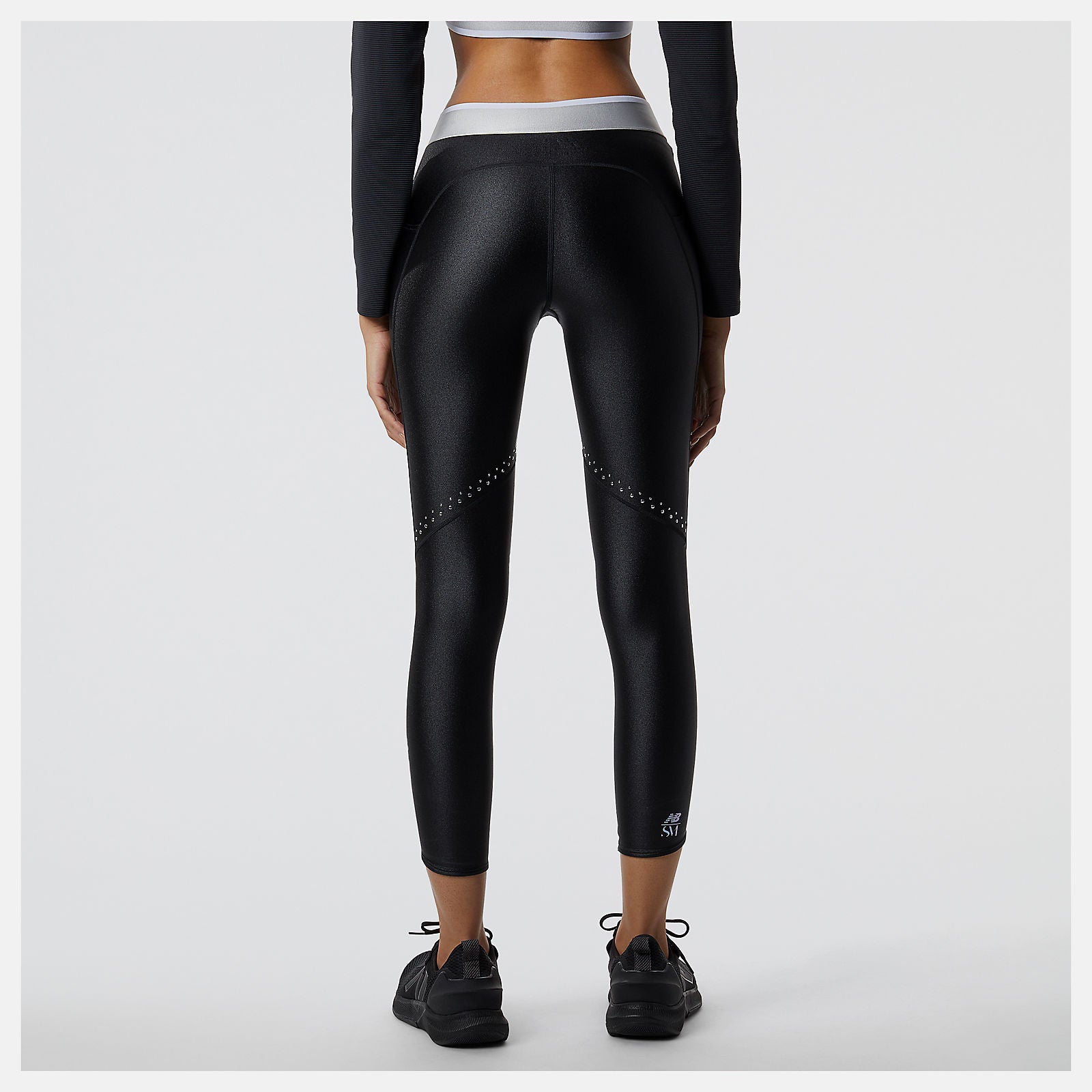 Black Syd 7/8 Tight / New Balance Women