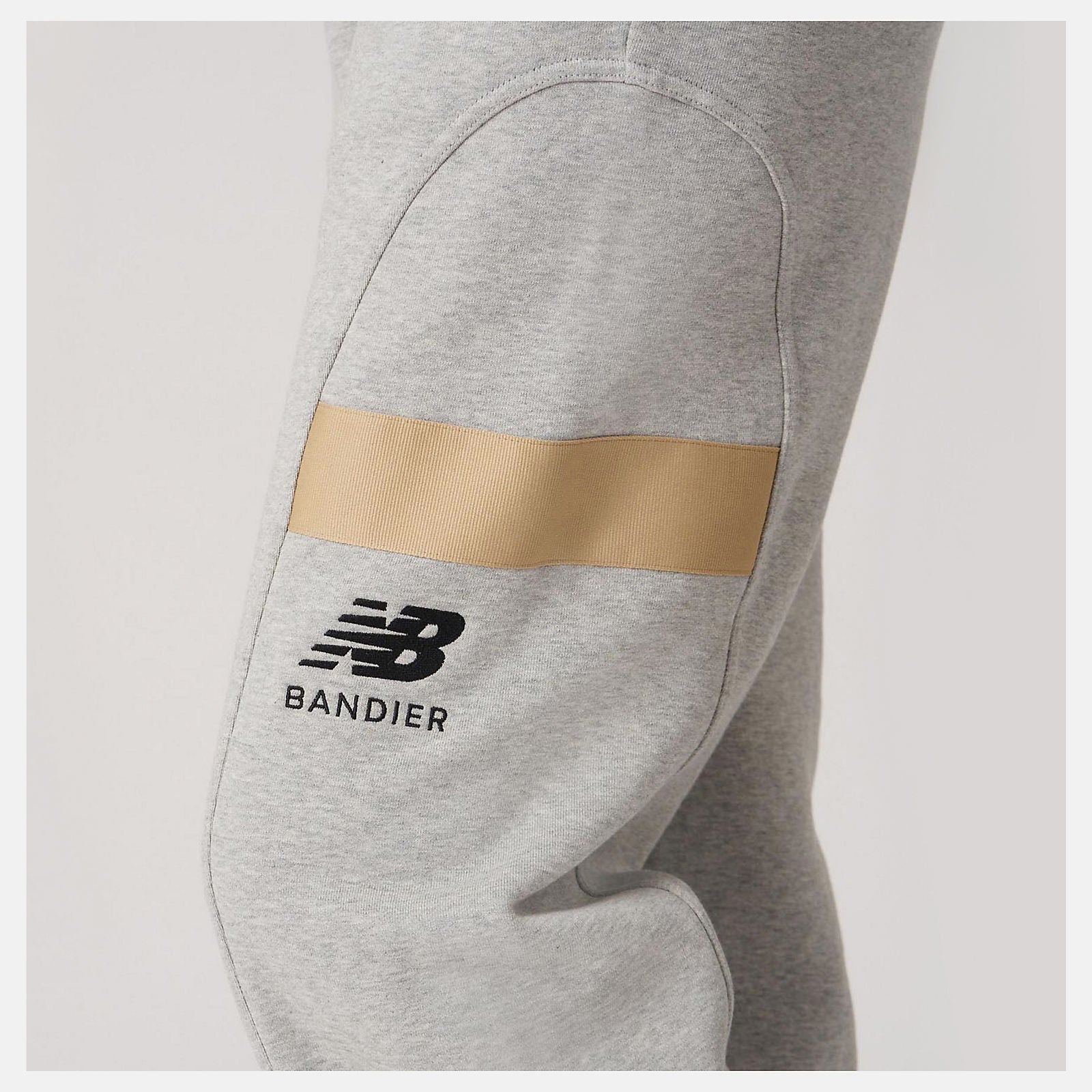 Athletic Grey Bandier Fleece Jogger / New Balance Women
