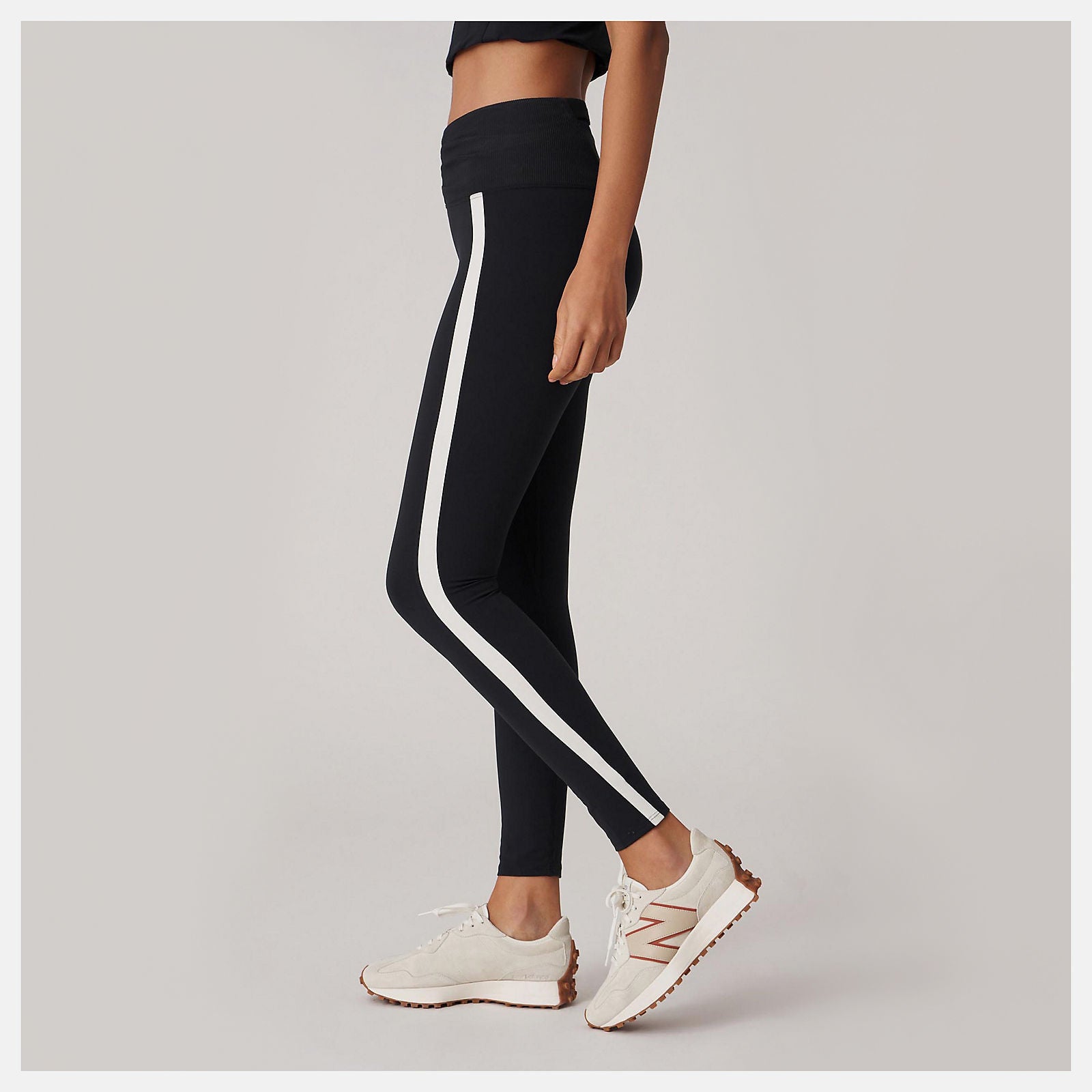 Black Bandier Ultra HR Tight / New Balance Women