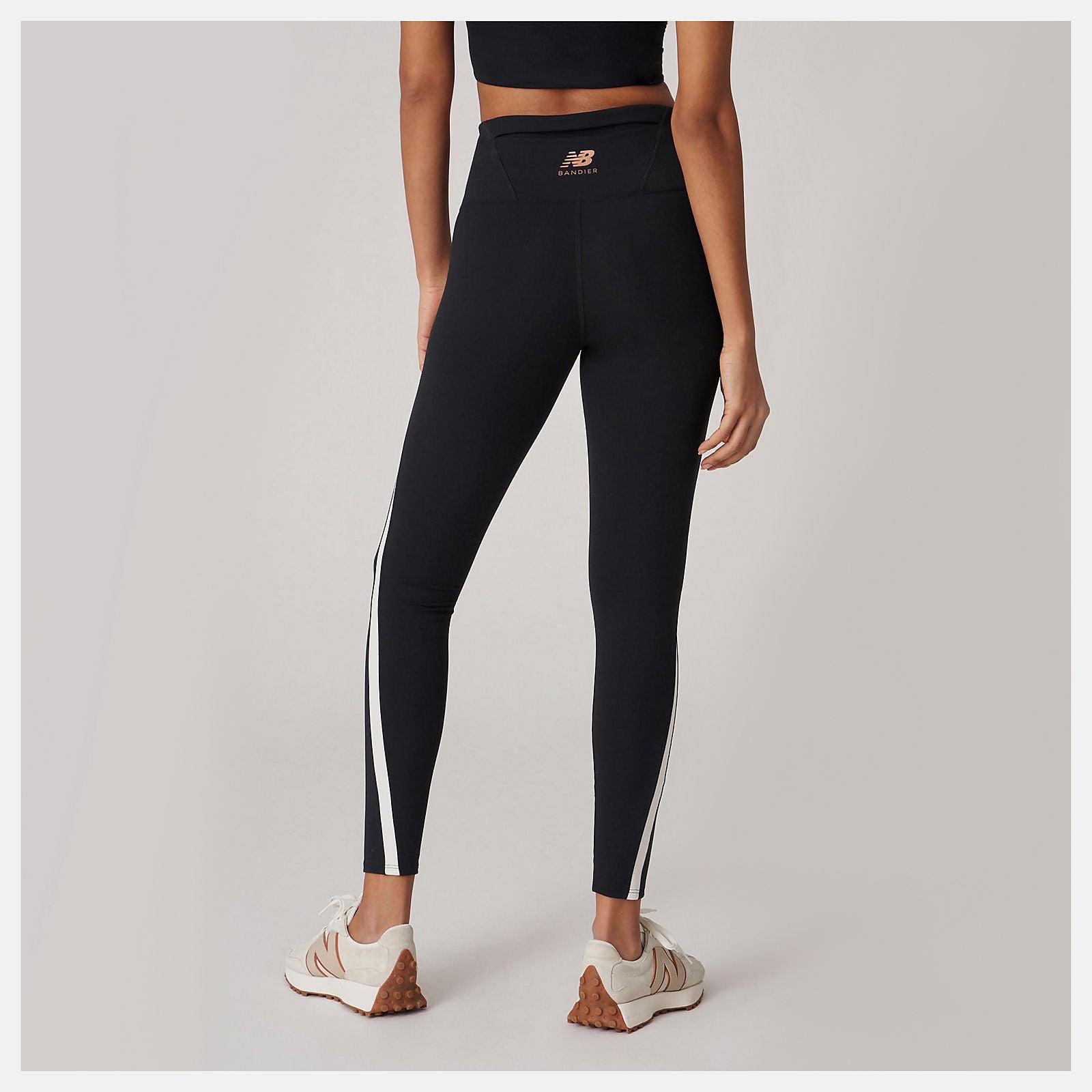 Black Bandier Ultra HR Tight / New Balance Women