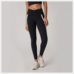 Black Bandier Ultra HR Tight / New Balance Women