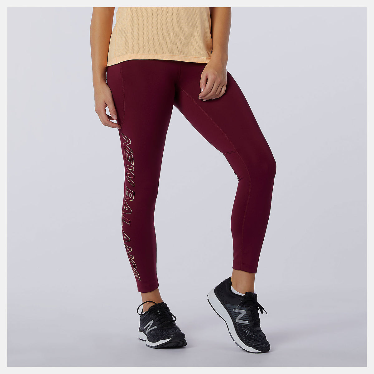 Garnet Printed Impact Run Crop / New Balance Women