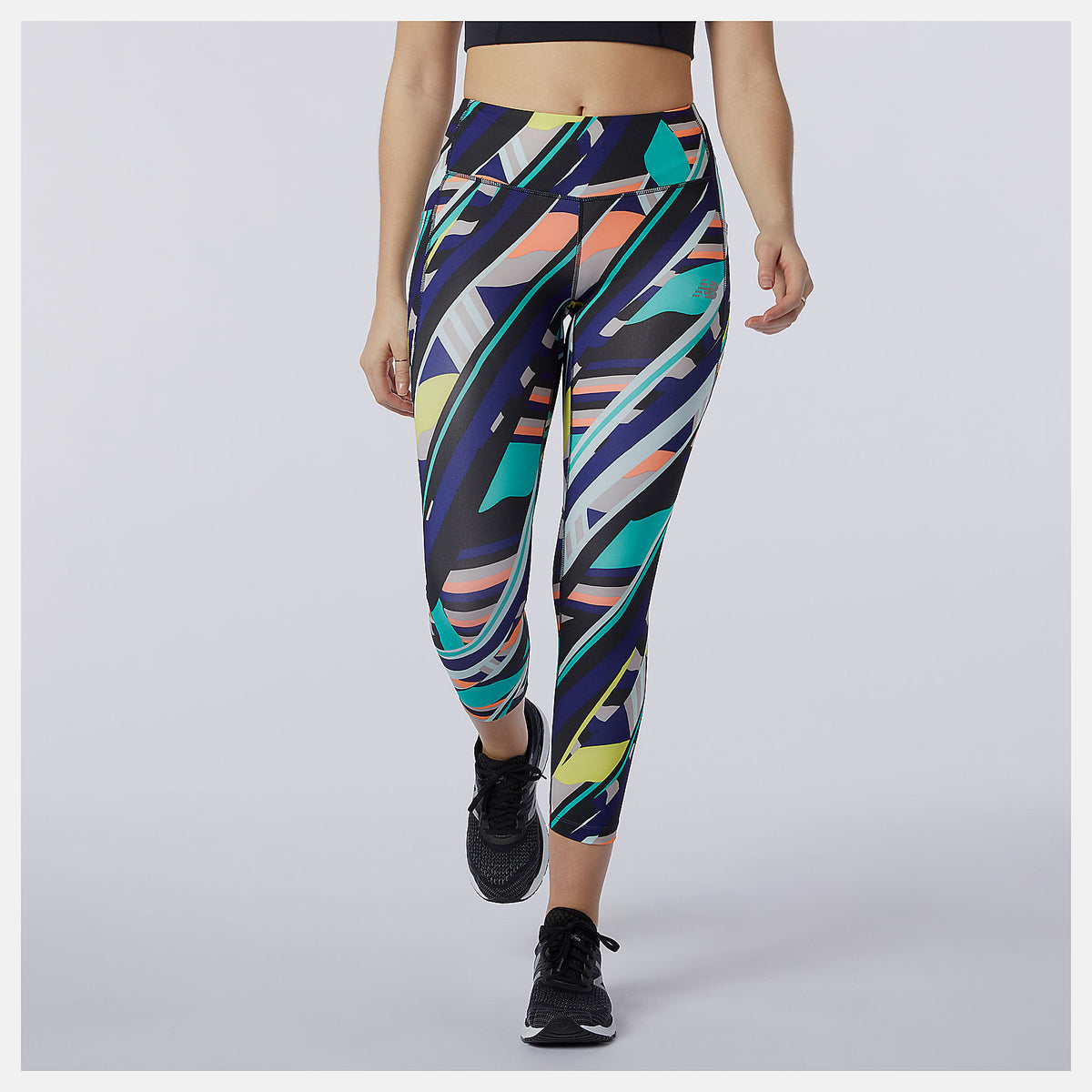 Multi Color Printed Impact Run Crop / New Balance Women