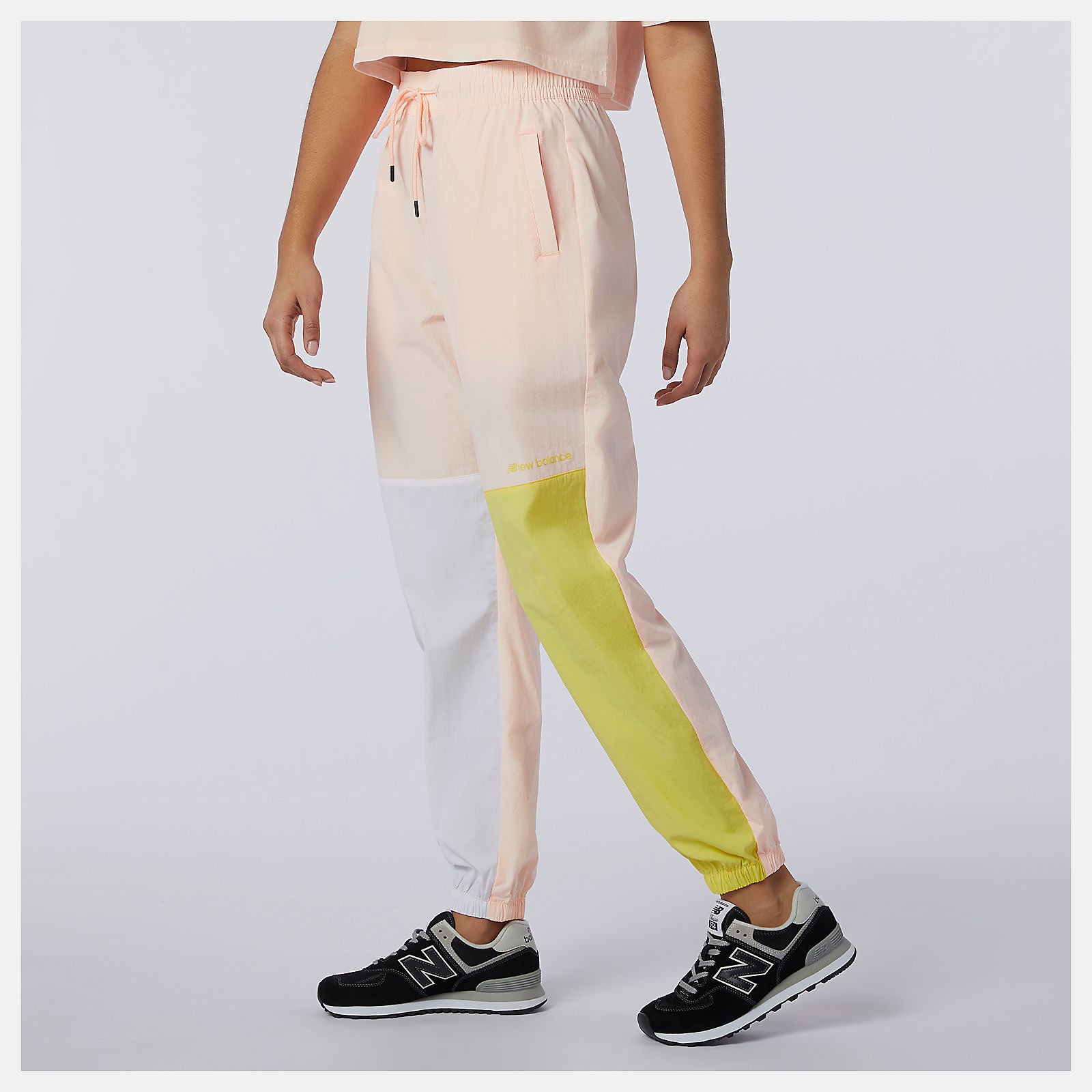 Cloud Pink Sport Style Optiks Woven Pant / New Balance Women