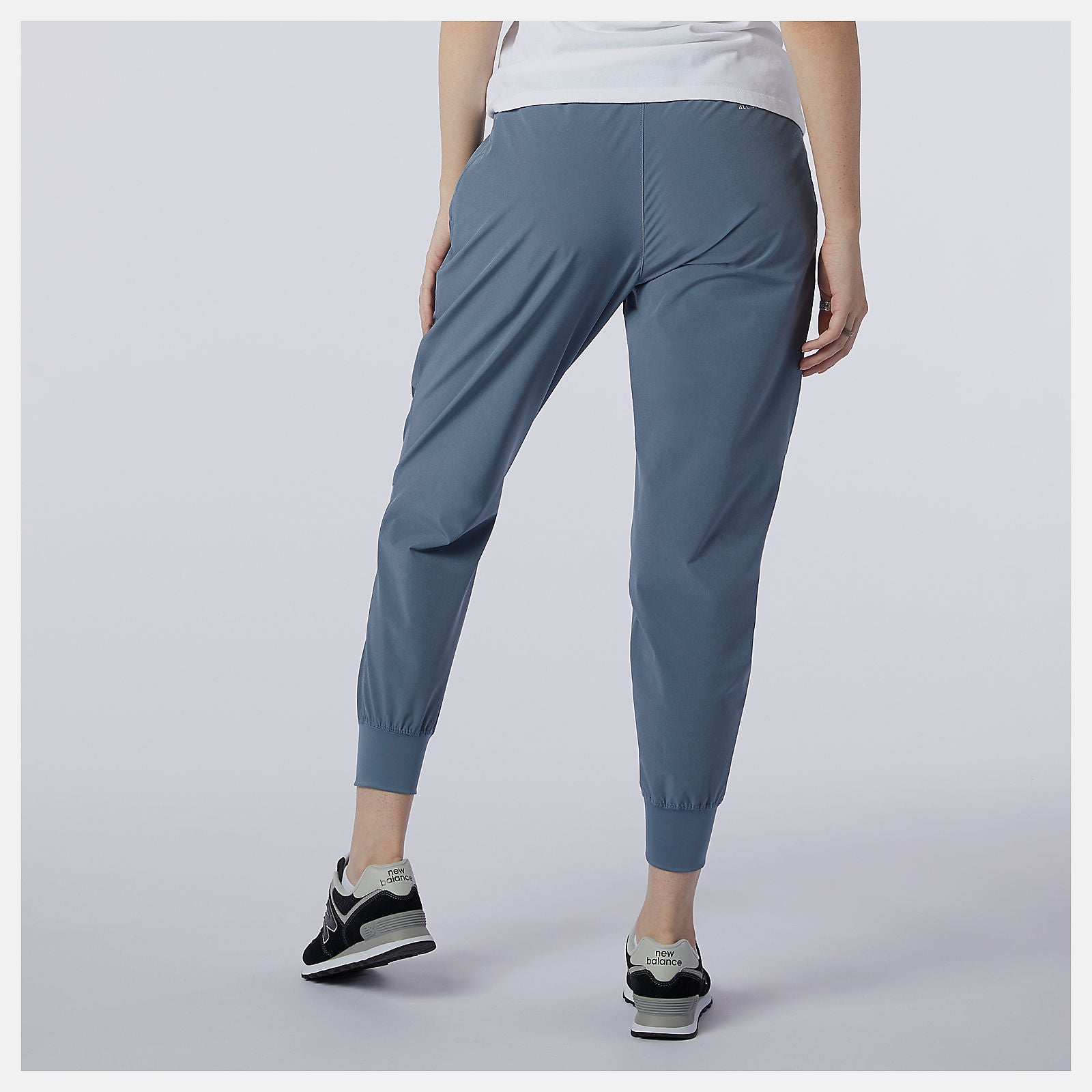 Ocean Grey NB All Terrain Crop Pant / New Balance Women