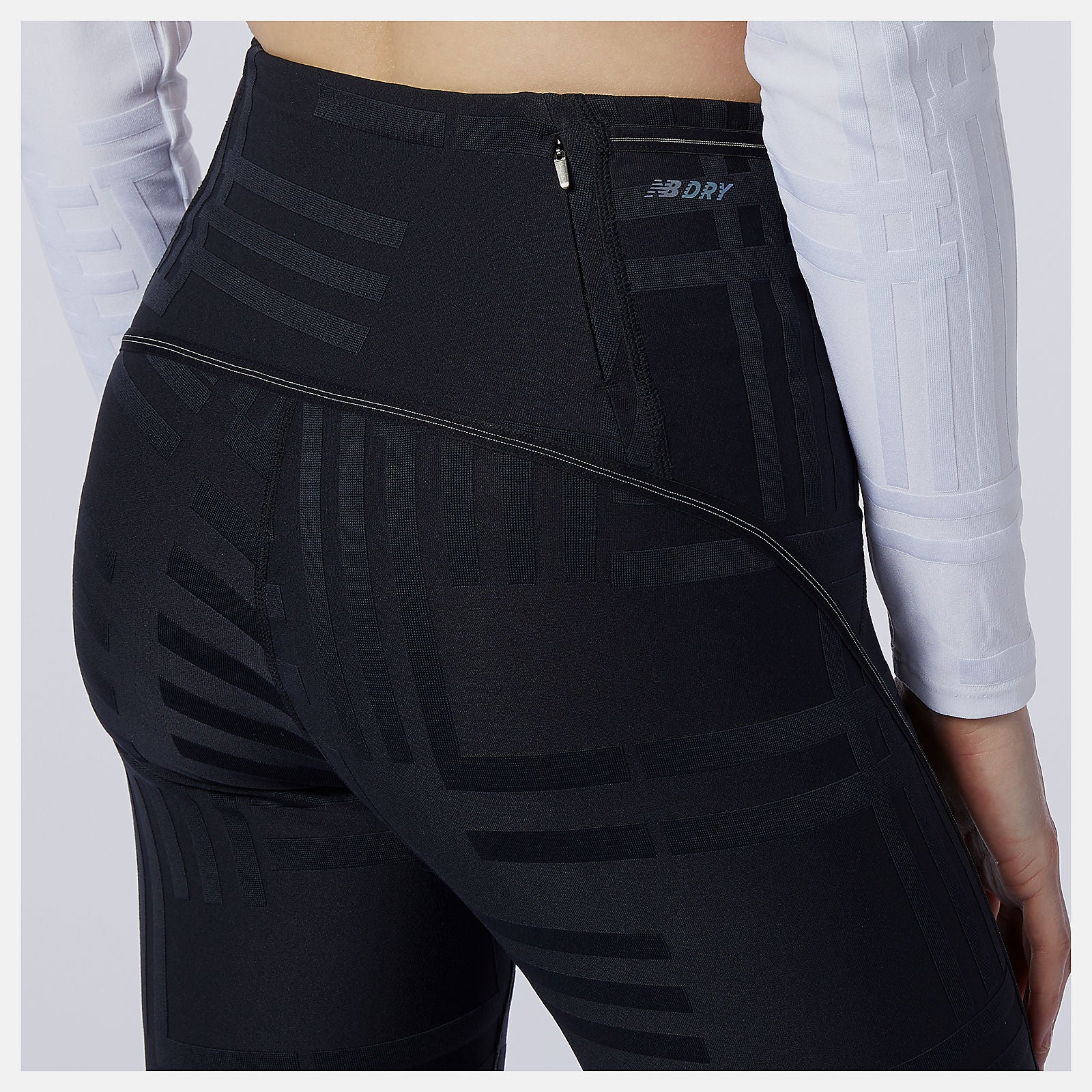 Black Q Speed Tight / New Balance Women