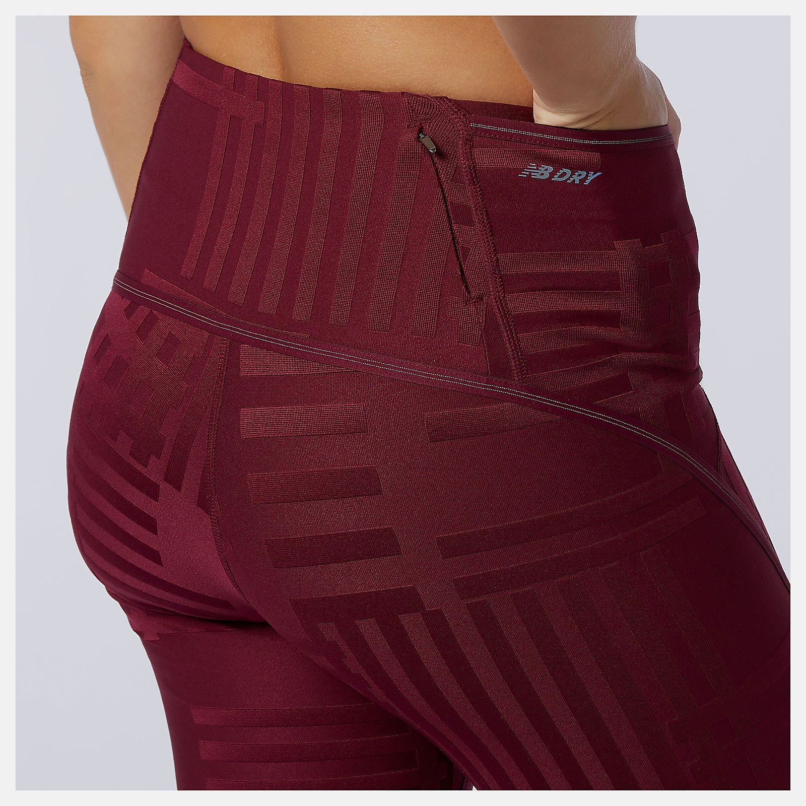 Garnet Q Speed Tight / New Balance Women