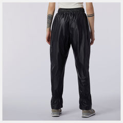 Black NB Athletics Higher Learning Wind Pant / New Balance Women