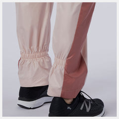 Oyster Pink NB Athletics Higher Learning Wind Pant / New Balance Women
