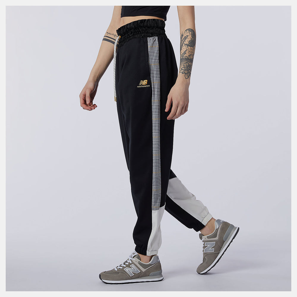 Black NB Athletics Higher Learning Stripe Track Pant / New Balance Women
