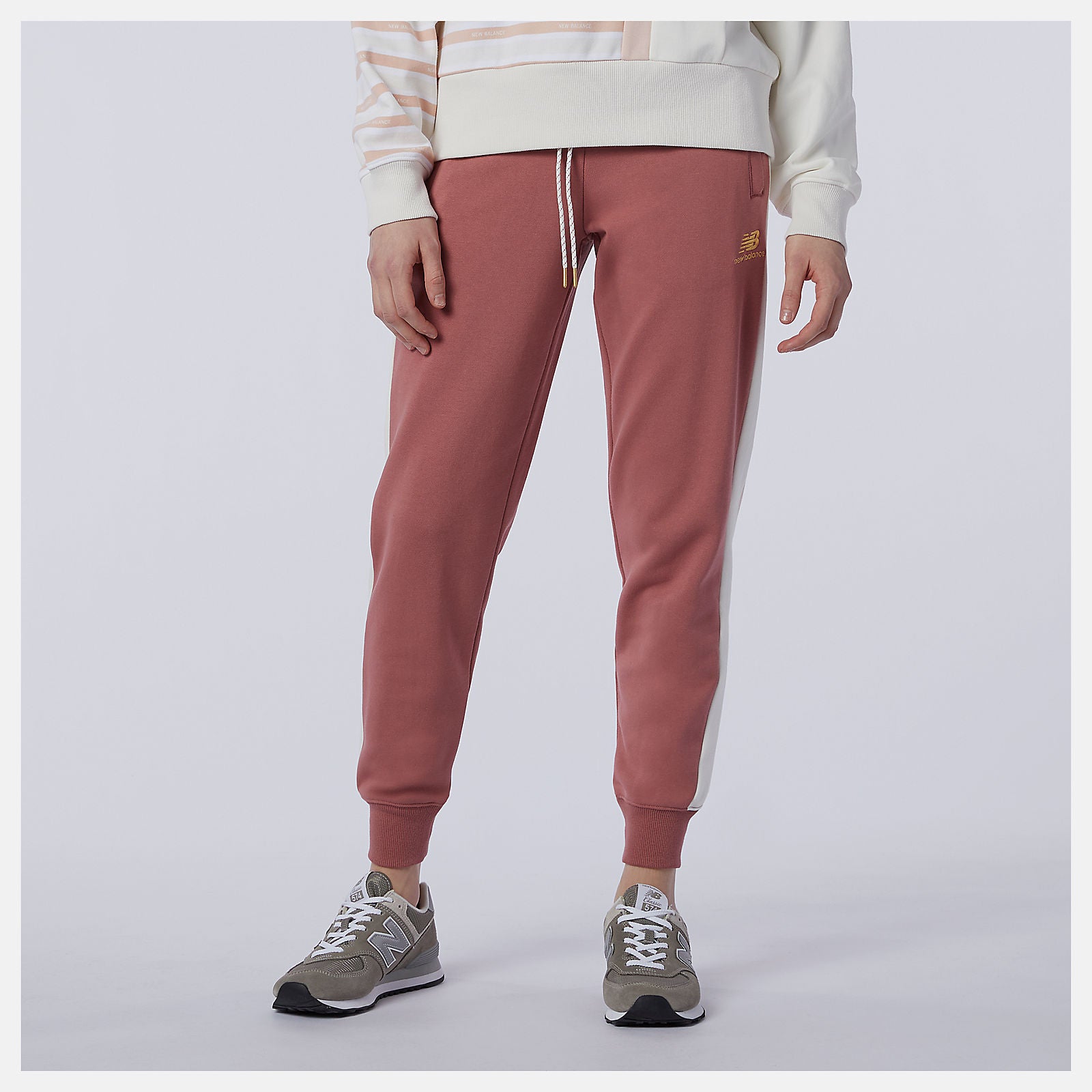 Henna NB Athletics Higher Learning Sweatpant / New Balance Women