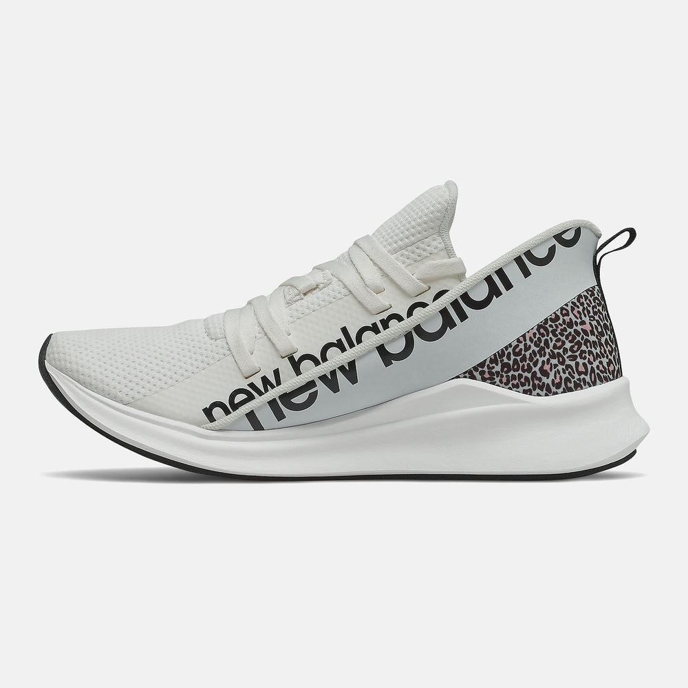 Sea Salt/Black Powher Run / New Balance Women