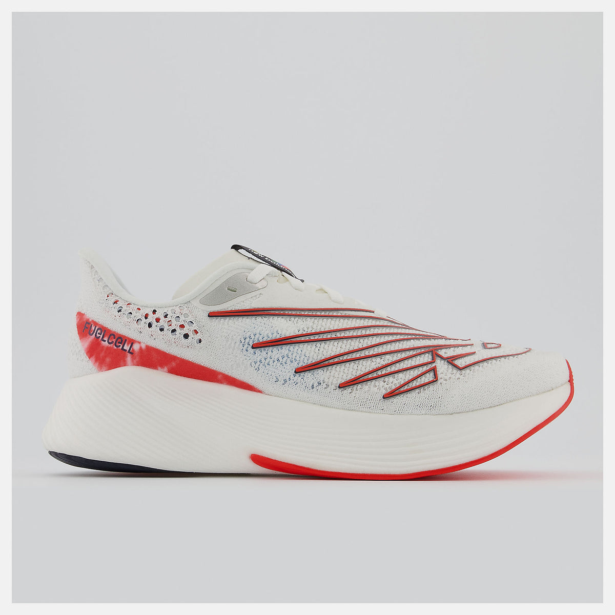 White/Neo Flame FuelCell RC Elite v2 / New Balance Women
