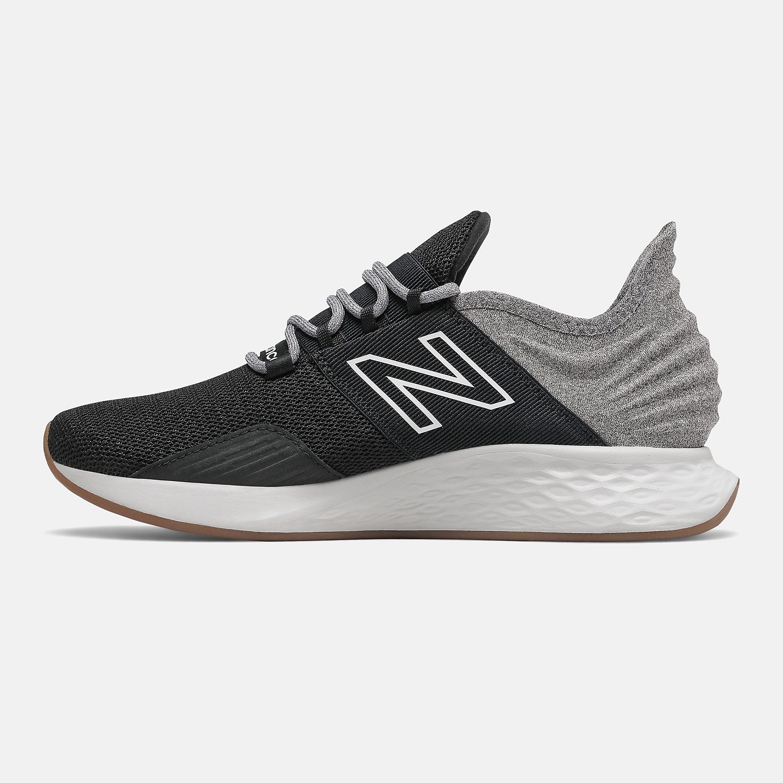 Black/Light Aluminum Fresh Foam Roav Tee Shirt / New Balance Women