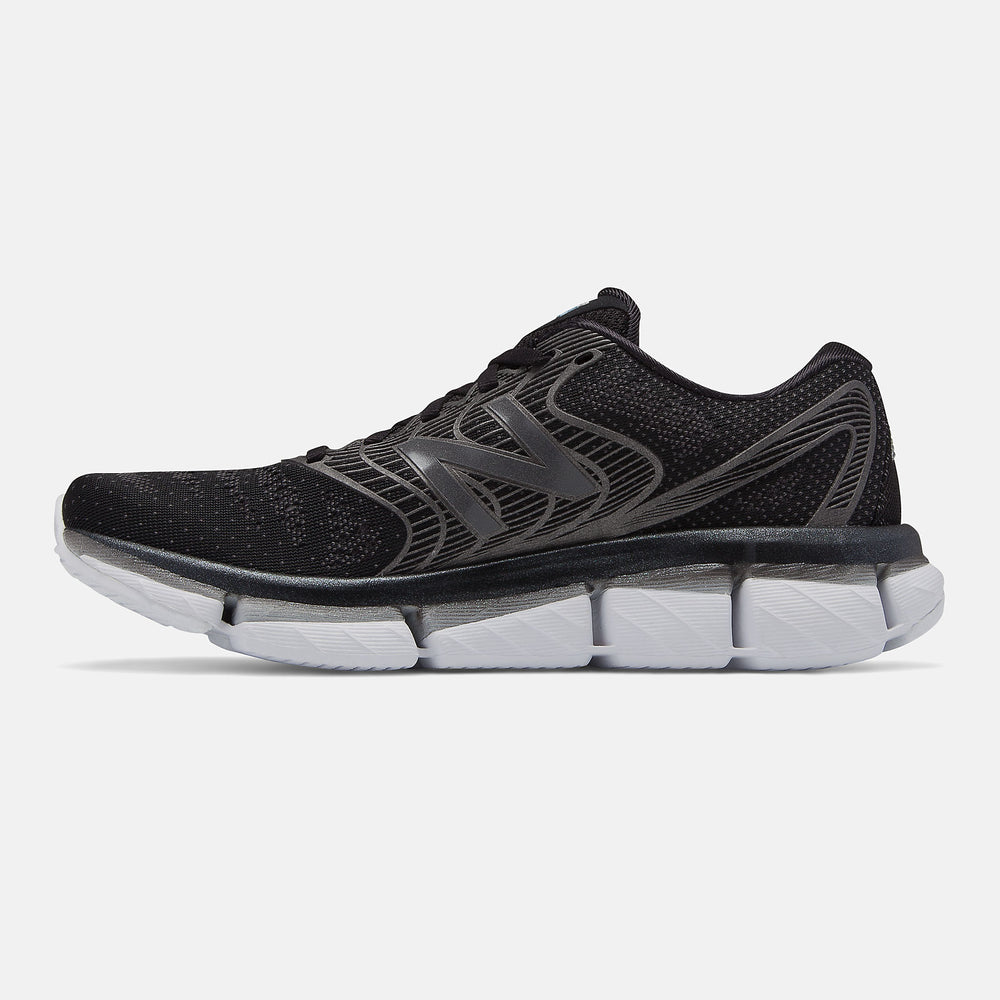 Black/White Rubix / New Balance Women
