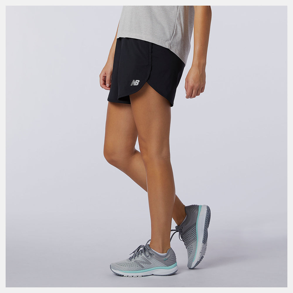 Black Accelerate Short 5 Inch / New Balance Women