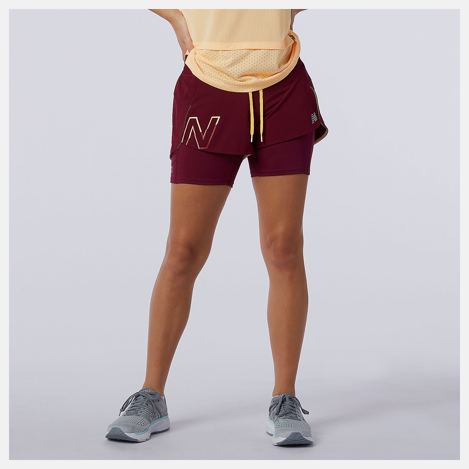 Garnet Printed Impact Run 2 In 1 Short / New Balance Women