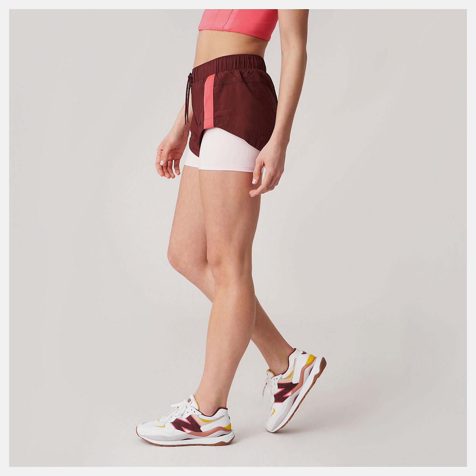 Deep Mauve Bandier Woven tech Short / New Balance Women