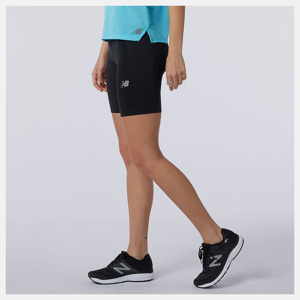 Black Impact Run Fitted Short / New Balance Women