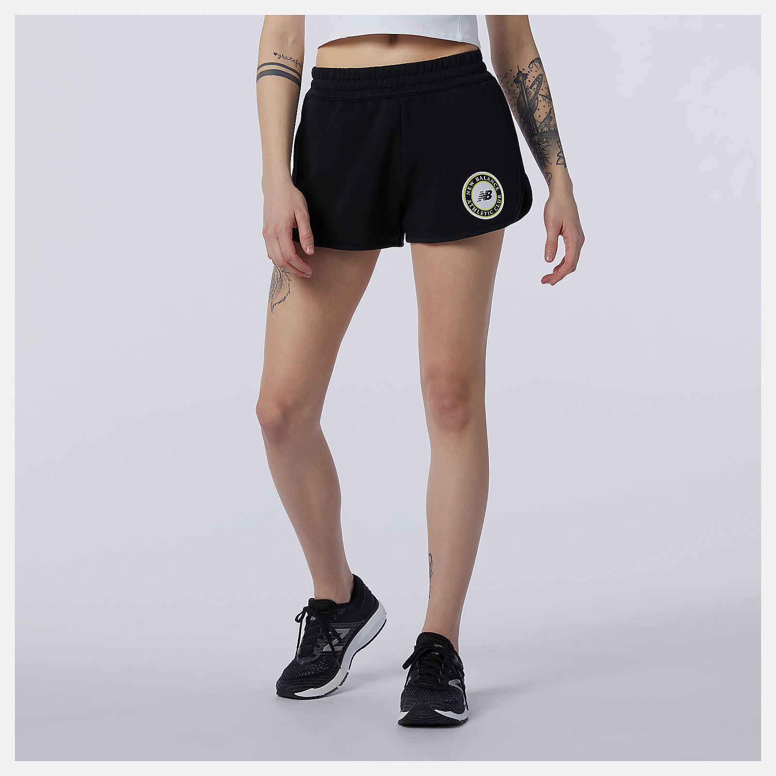 Black NB Essentials Athletic Club Short / New Balance Women