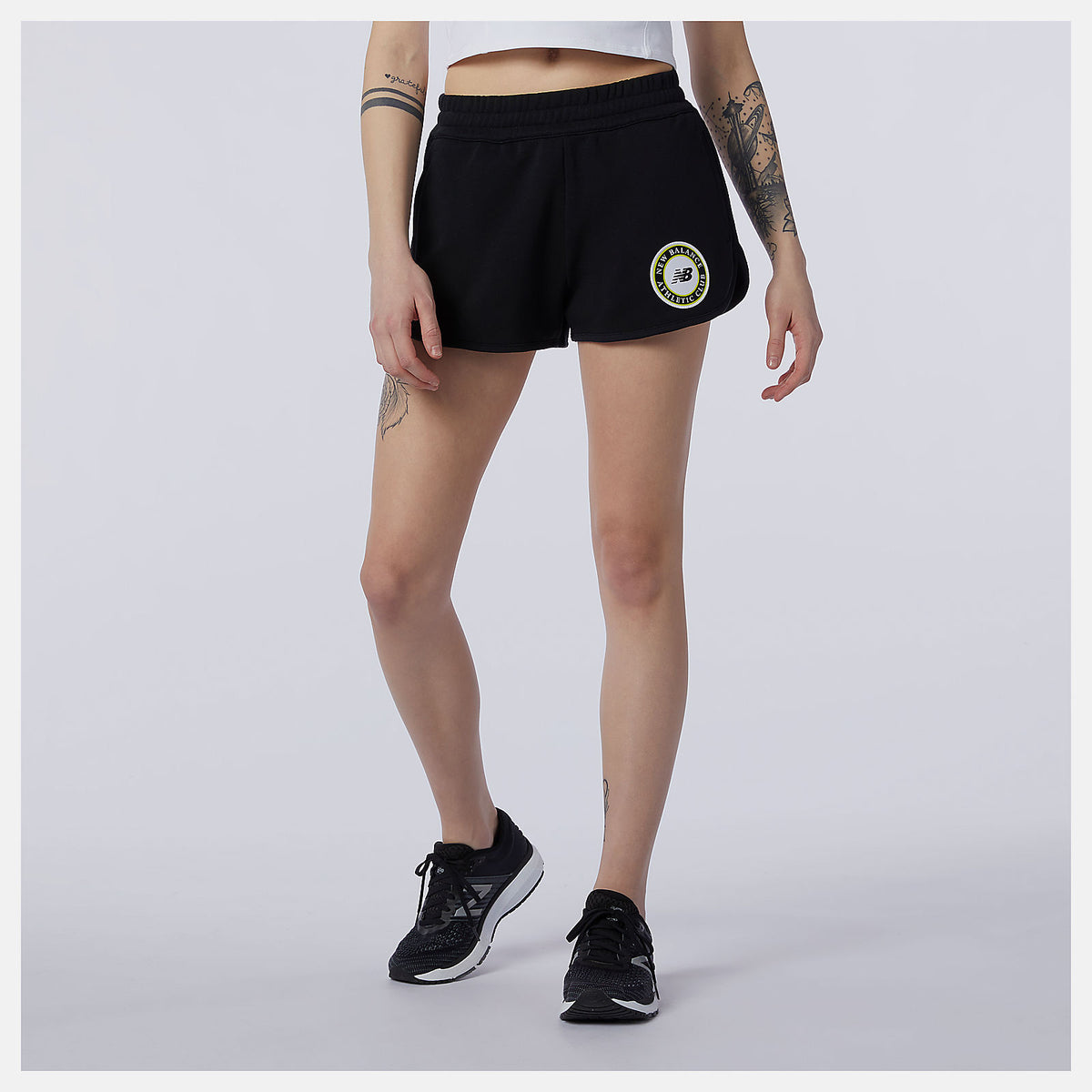 Black NB Essentials Athletic Club Short / New Balance Women