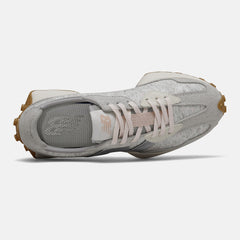 Rain Cloud/Rose Water 327 / New Balance Women