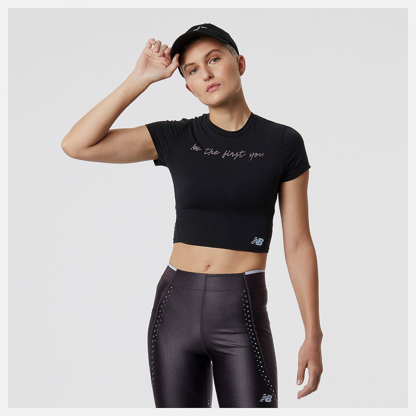 Black Syd Crop Tee / New Balance Women