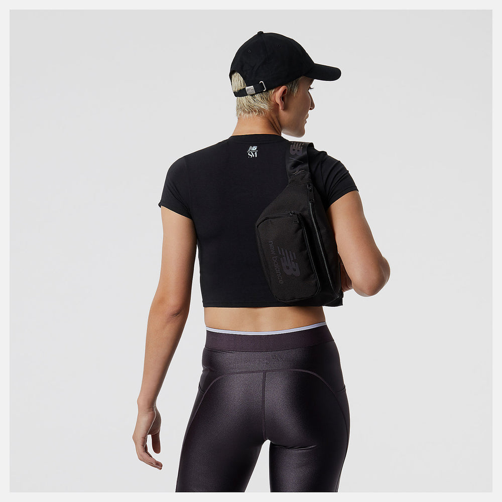 Black Syd Crop Tee / New Balance Women