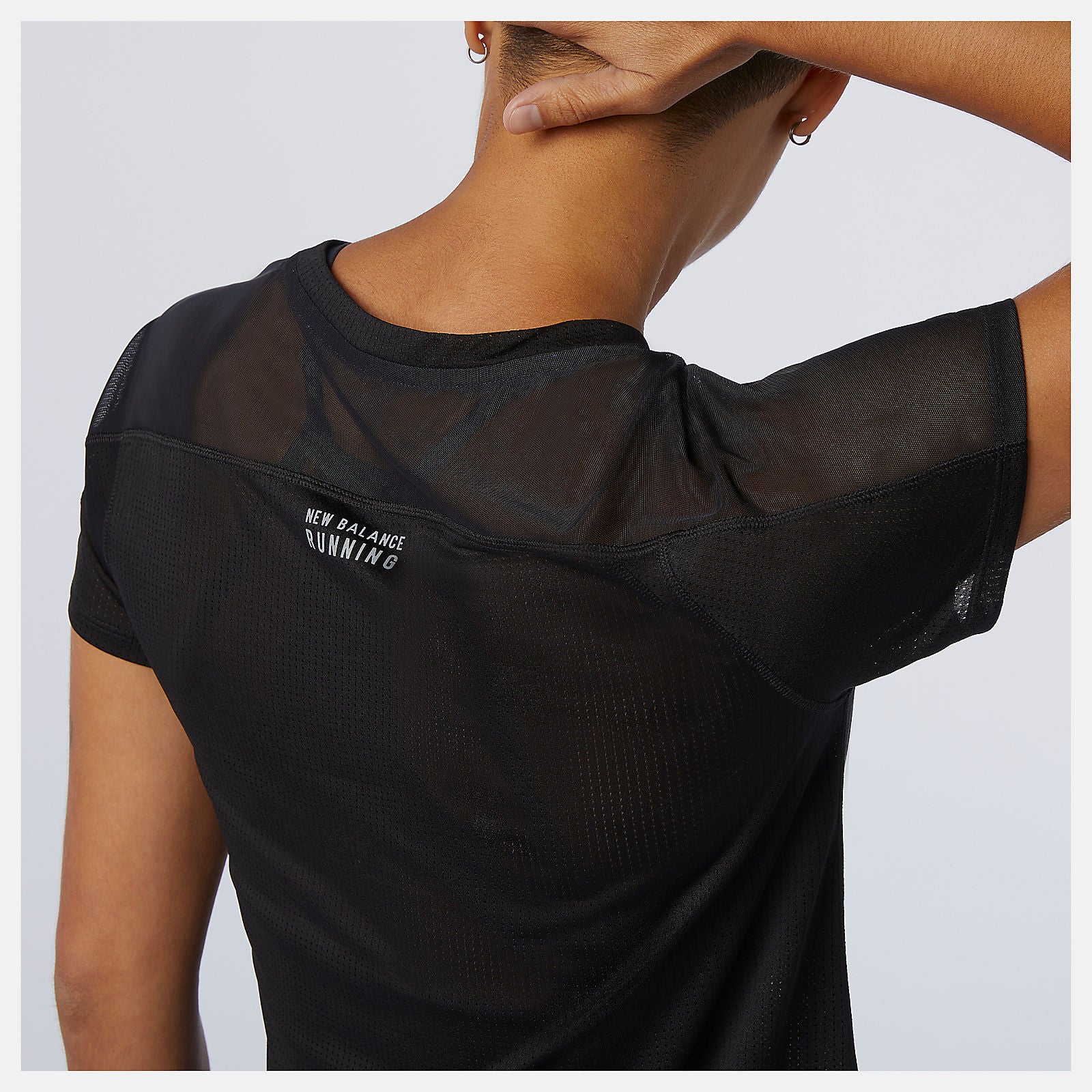 Black NYC Marathon Impact Run Short Sleeve / New Balance Women