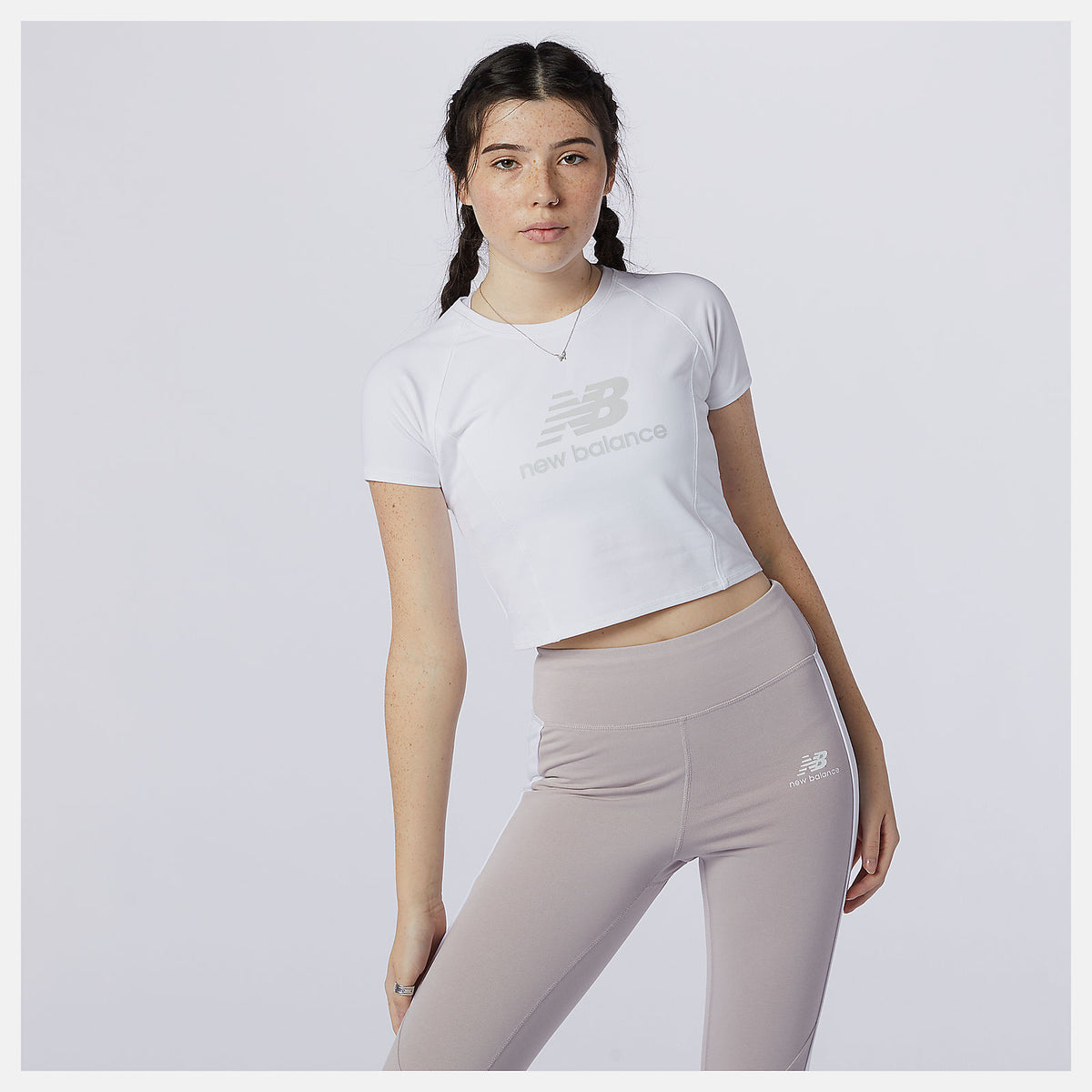 White/Grey NB Athletics Podium Tee / New Balance Women