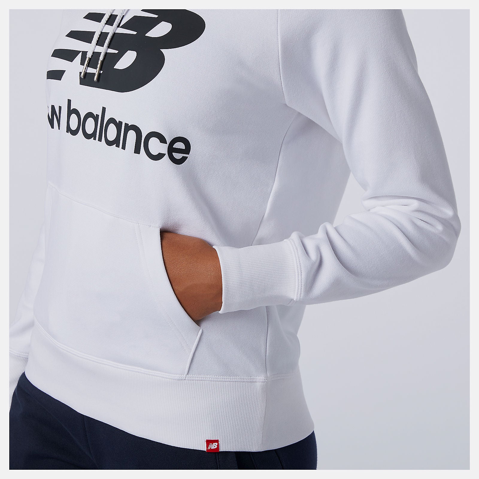 White/Black NB Essentials Pullover Hoodie / New Balance Women
