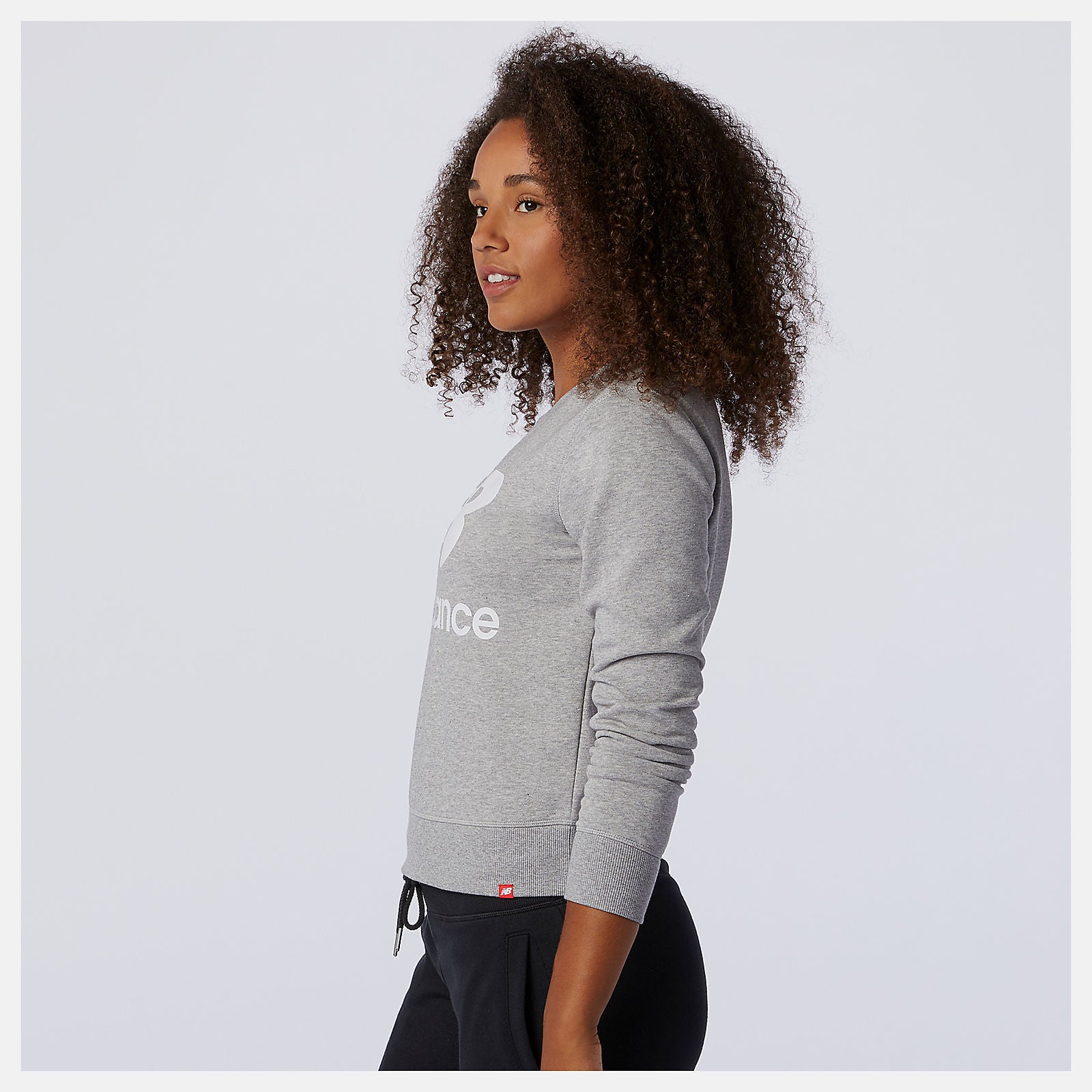 Athletic Grey Essentials Crew / New Balance Women