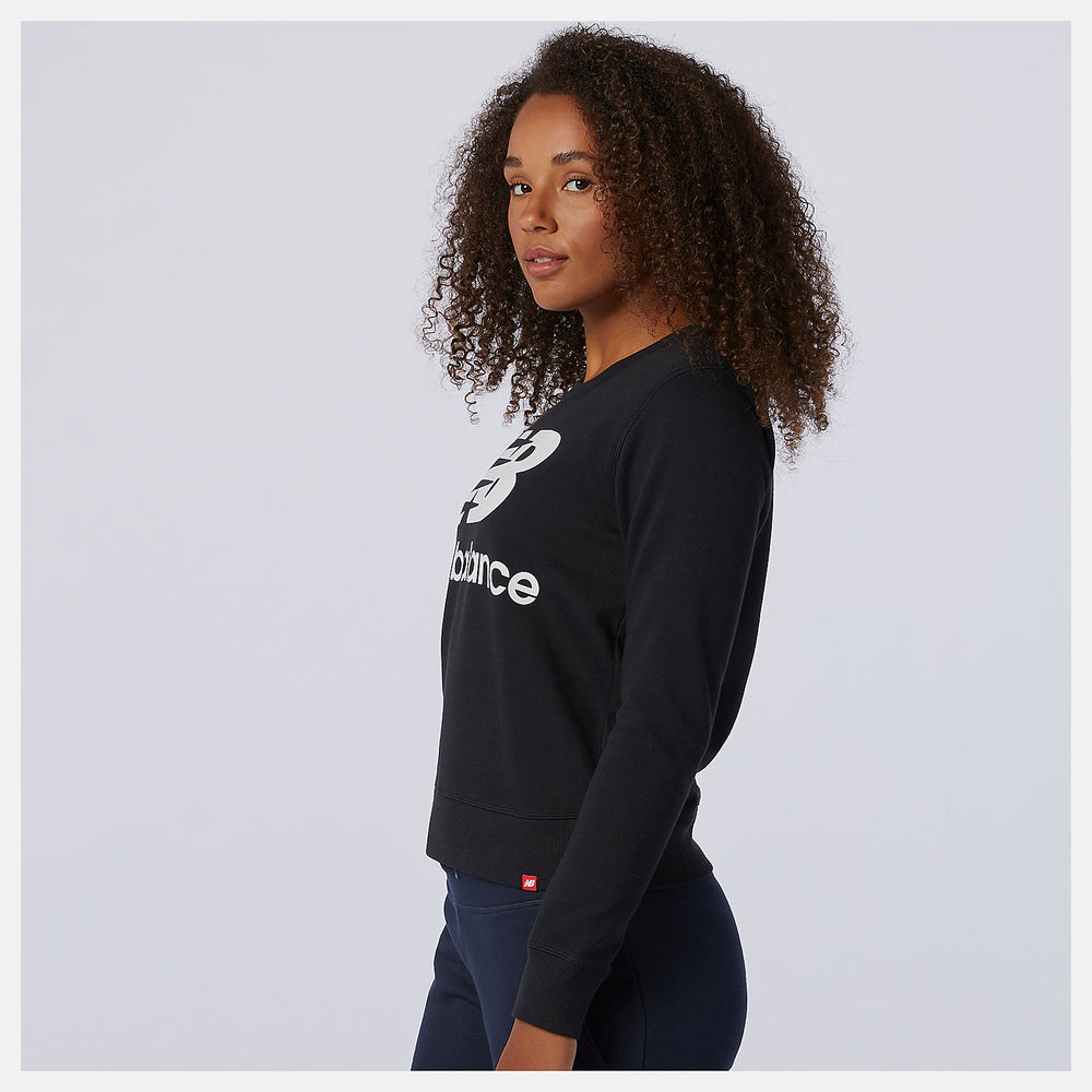 Black Essentials Crew / New Balance Women