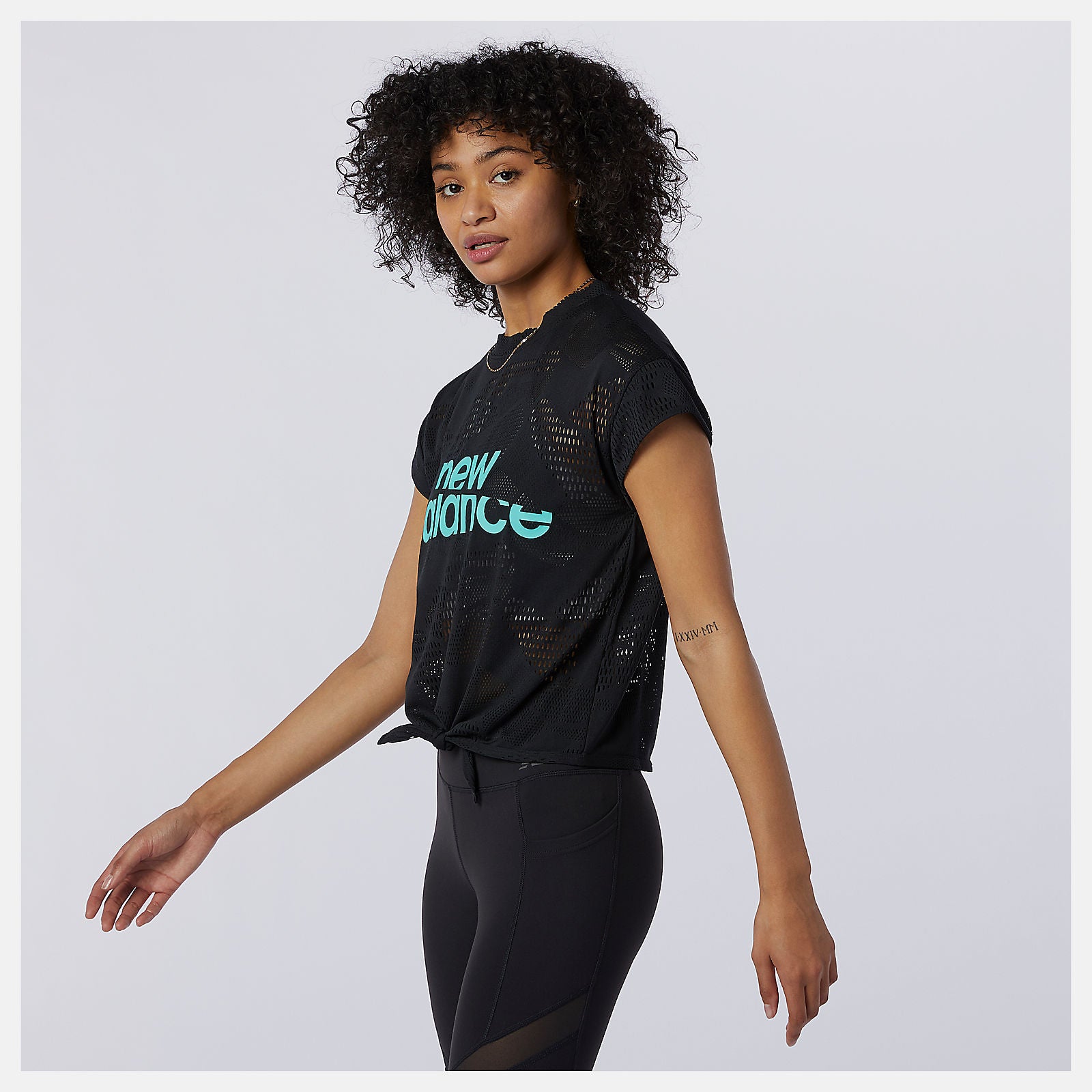 Black Achiever Collide Open Mesh Tee / New Balance Women