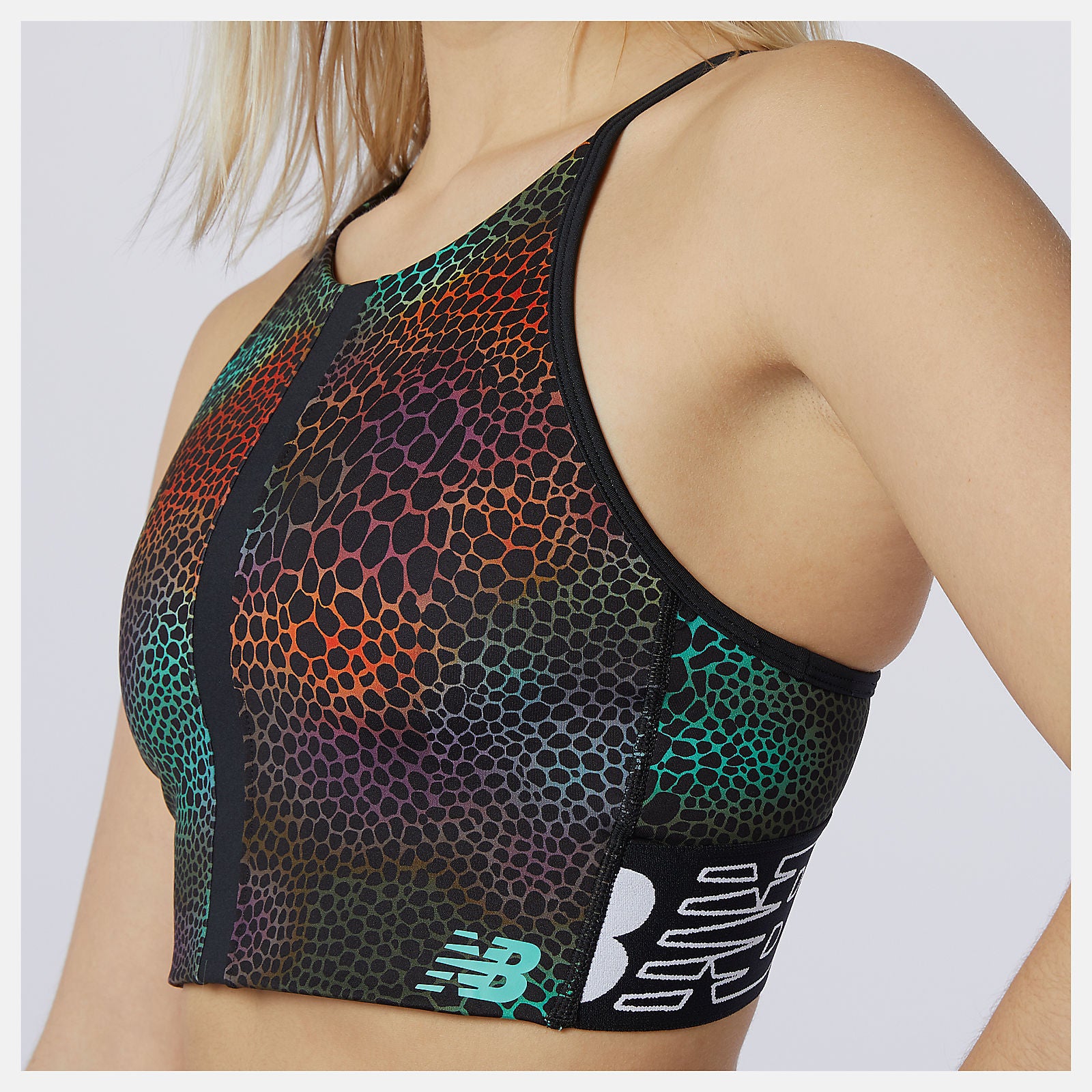 Black Print Relentless Printed Crop Top / New Balance Women