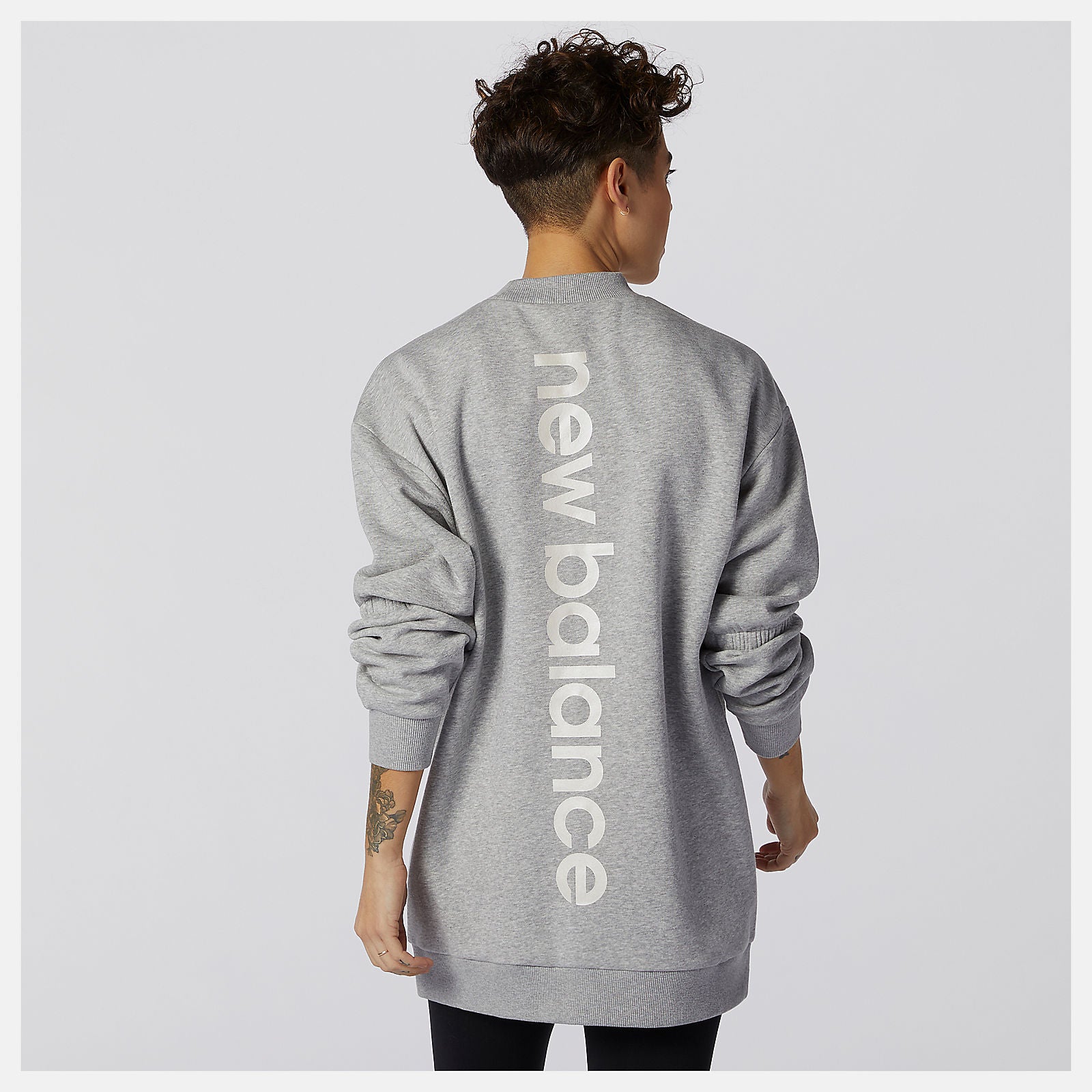 Athletic Grey Achiever Crew Sweatshirt / New Balance Women