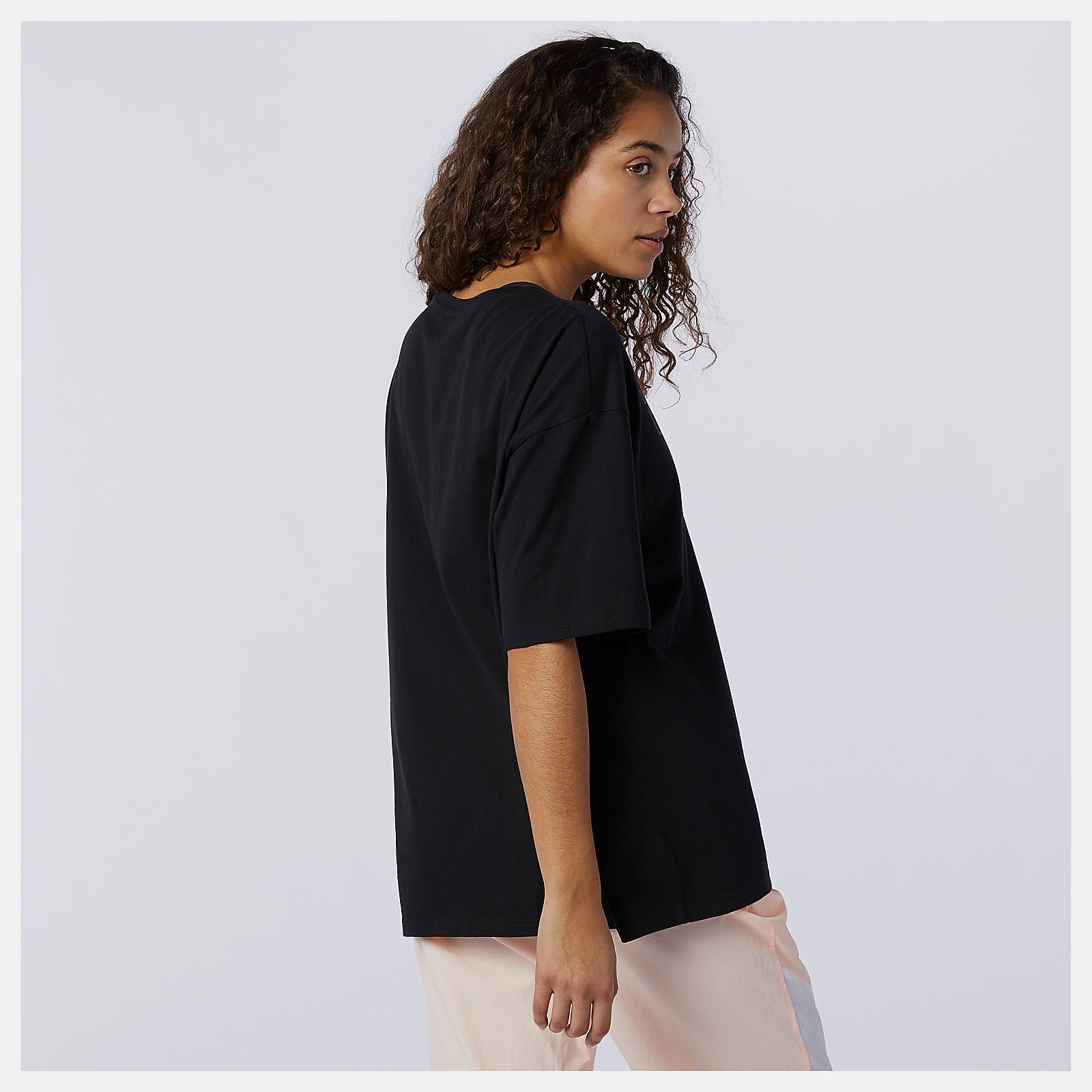 Black Sport Style Optiks Gradient Graphic Tee / New Balance Women