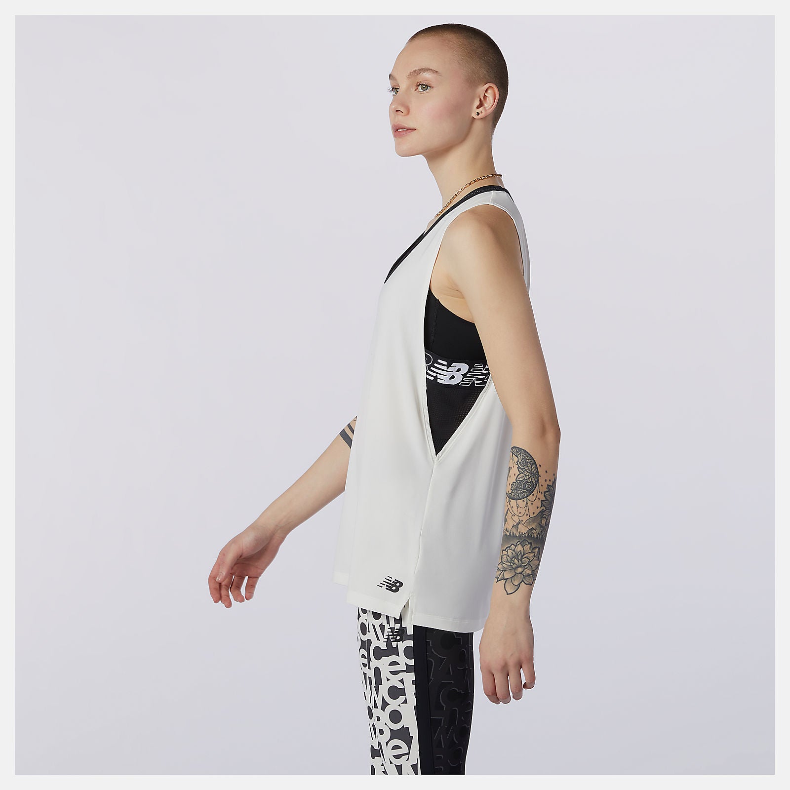 Sea Salt Relentless Sweat Tank / New Balance Women