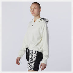 Sea Salt Relentless Performance Fleece Layer / New Balance Women