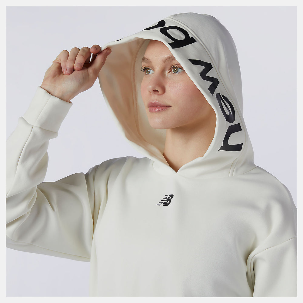 Sea Salt Relentless Performance Fleece Layer / New Balance Women