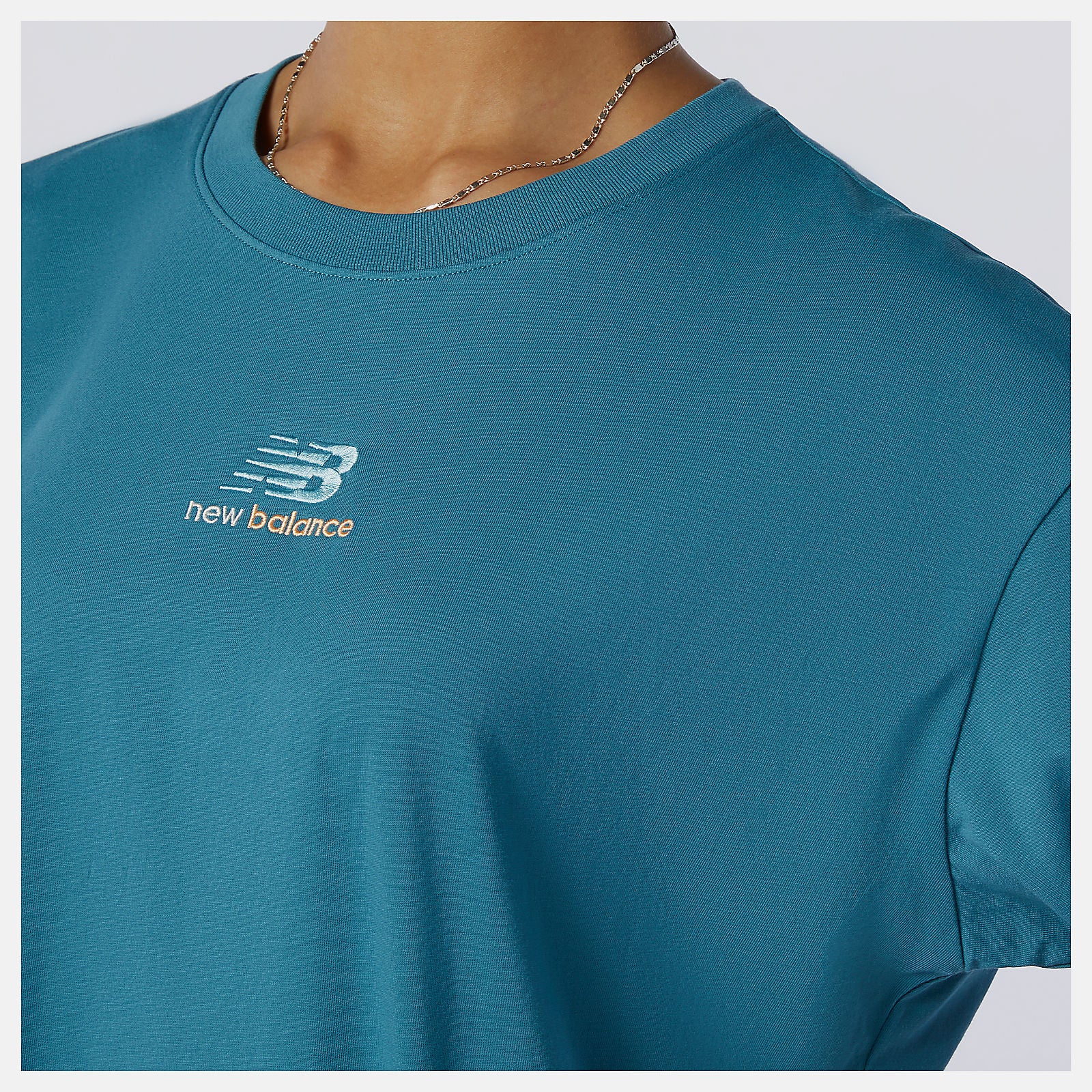 Sea NB Athletics Higher Learning Graphic Tee / New Balance Women