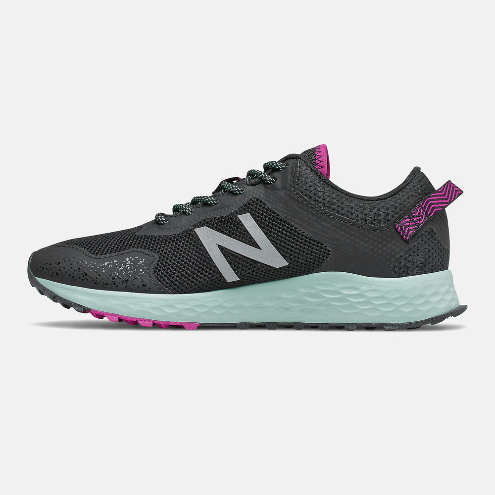 Black/Poisonberry Fresh Foam Arishi Trail Goretex / New Balance Women