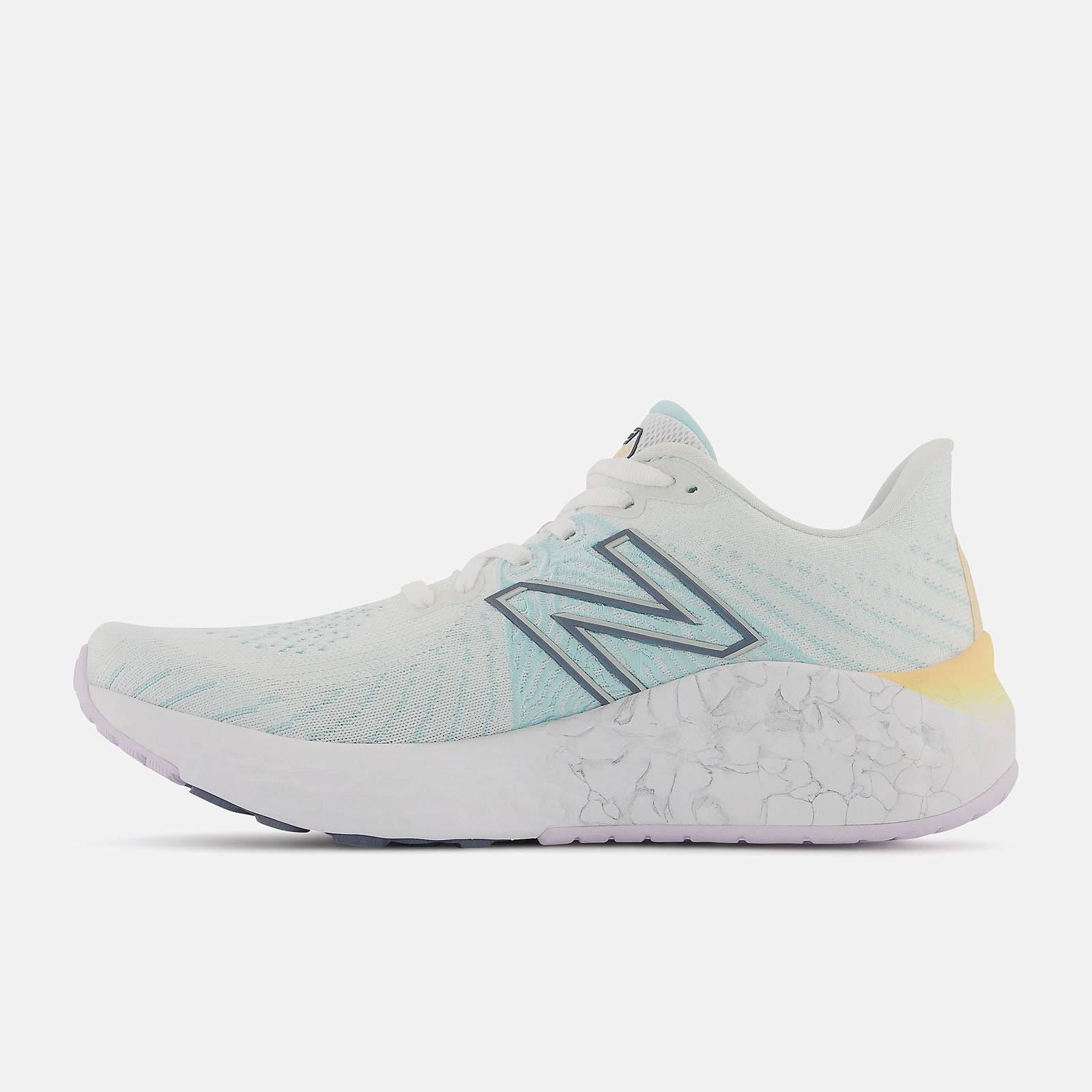 White/Light Mango Fresh Foam X Vongo v5 / New Balance Women