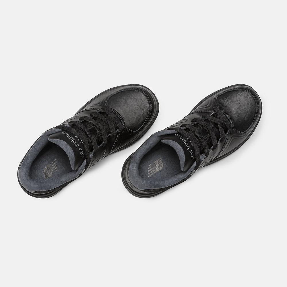 Black 813 / New Balance Women
